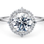 Μονόπετρο λευκόχρυσο με διαμάντια ροζέτα / monopetro.com.gr