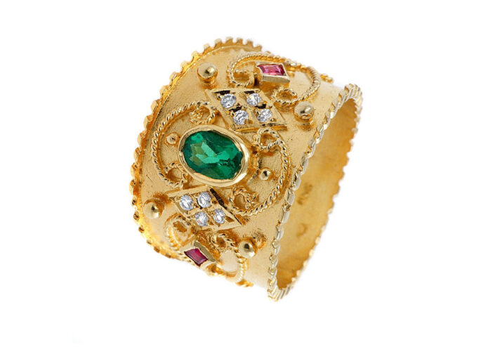 Βυζαντινό δαχτυλίδι σε κίτρινο χρυσό K18 - Τηλέφωνο 210 3615006