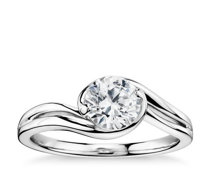 Πρόταση γάμου διαμαντένιο δαχτυλίδι