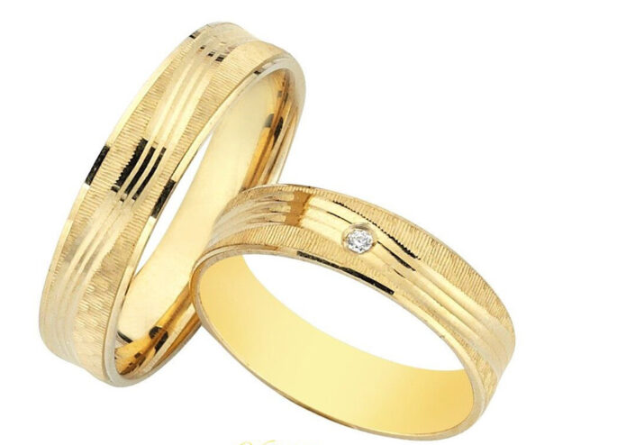 χρυσες βερες με δωρο το διαμαντι- Ketsetzoglou Wedding Rings