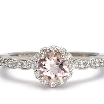 Δαχτυλίδι ροζέτα με ροζ ζαφείρι και διαμάντια - monopetro.com.gr
