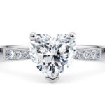 Μονόπετρο με διαμάντια αρραβώνα K18 | Diamond Ring Athens |