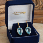 δίχρωμα σκουλαρίκια σε πρωτότυπα σχέδια, διχρωμα σκουλαρικια