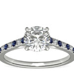 Λευκόχρυσο μονόπετρο με διαμάντια και ζαφείρια Κ18 / Diamond