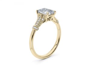 Μονόπετρο δαχτυλίδι emerald cut diamond