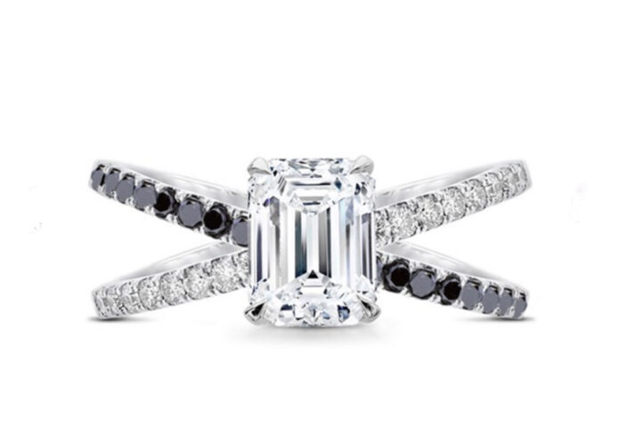 Μονόπετρο Emerald Cut Diamond - Ketsetzoglou Diamond Rings