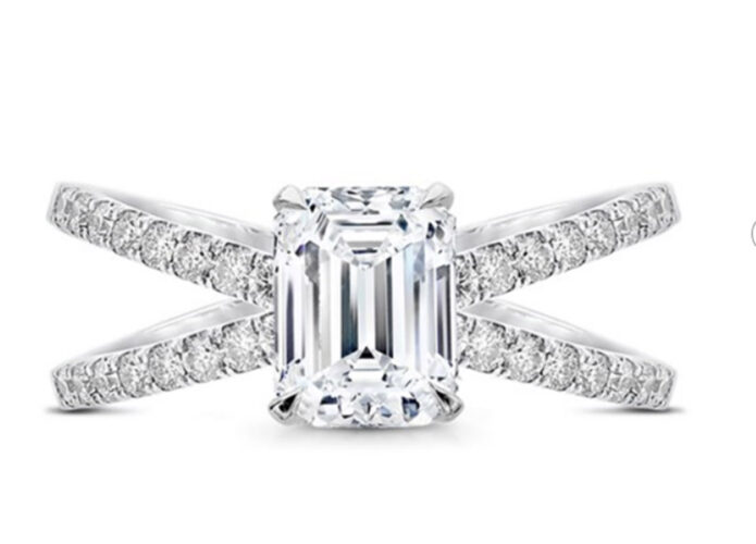 Μονόπετρο δαχτυλίδι Emerald Cut by Ketsetzoglou / Diamond Ring