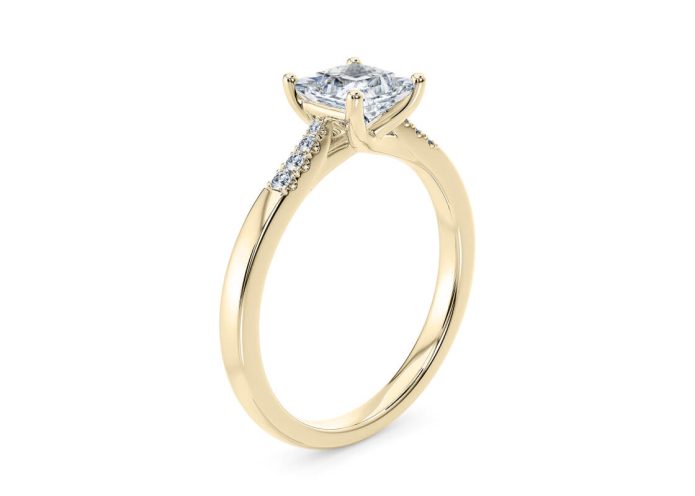 Χρυσό μονόπετρο δαχτυλίδι αρραβώνων με διαμάντια
