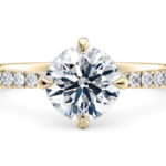 Κίτρινο χρυσό μονόπετρο διαμάντι με ρομαντικό design